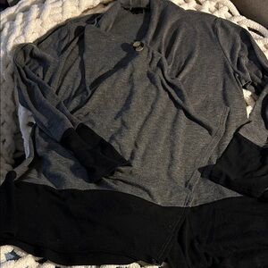 AB Studio Women’s Charcoal and Black Cardigan